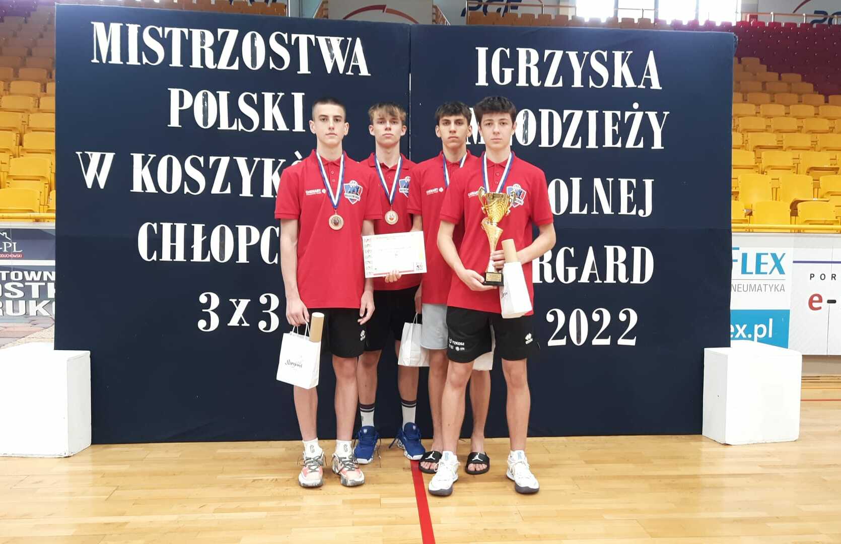 Nasi chłopcy brązowymi medalistami Mistrzostw Polski w koszykówce 3x3