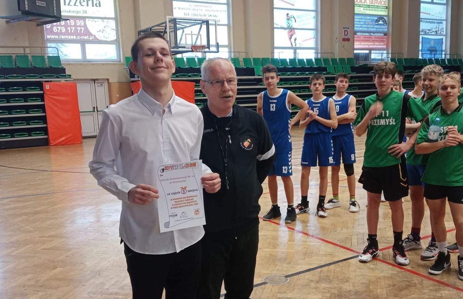 Brąz w koszykówce chłopców na szczeblu powiatowym w ramach Igrzysk Młodzieży Szkolnej.
